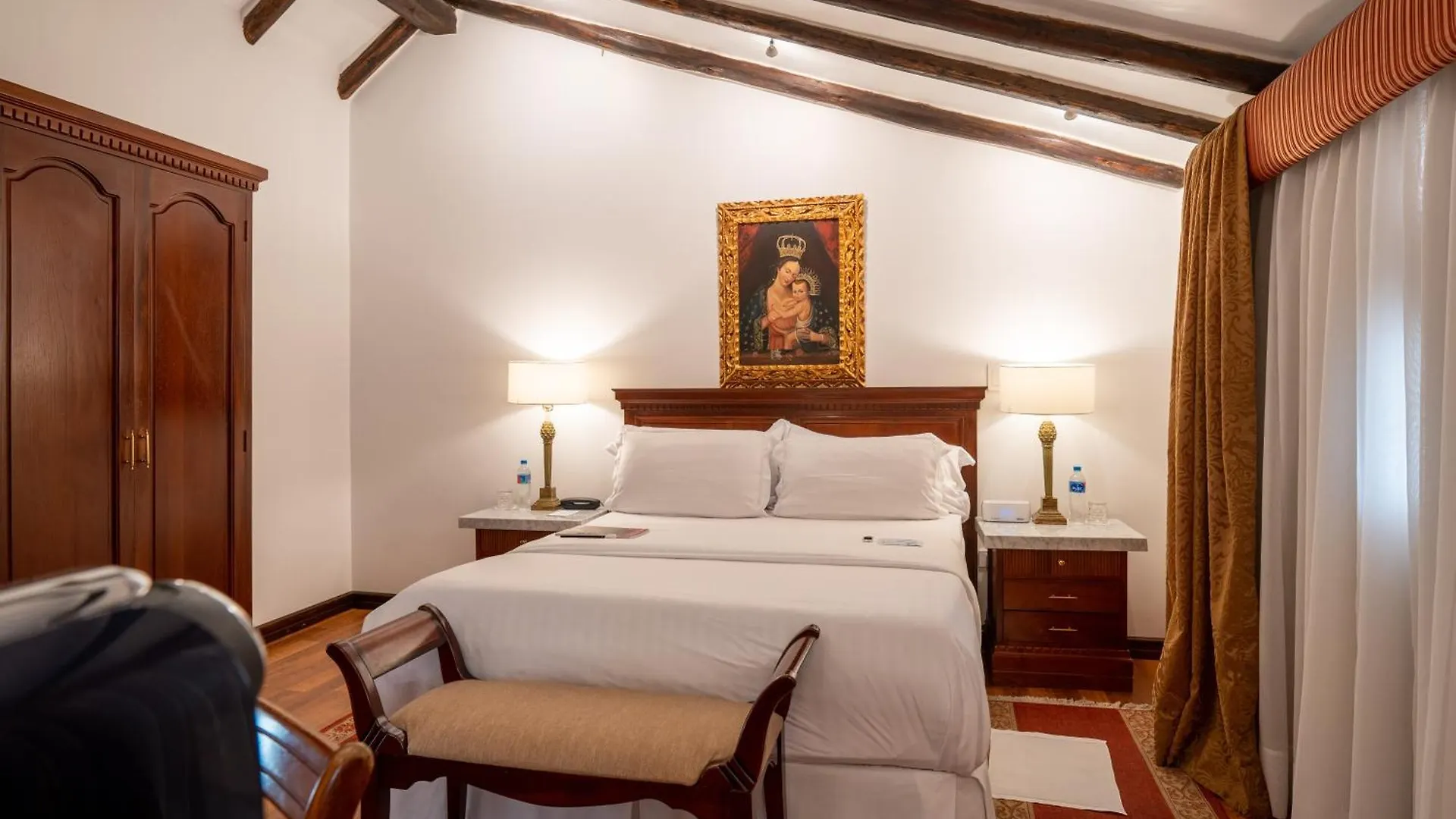 *****  Hotel Boutique Santa Lucia Cuenca Ecuador
